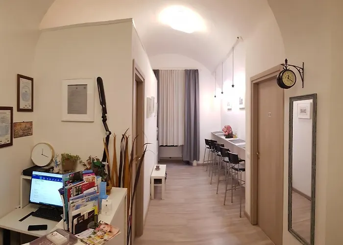 Hotel The Shelter In Roma